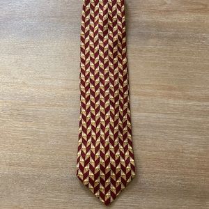 Ermenegildo Zein’s tie, lightly worn, no smoke